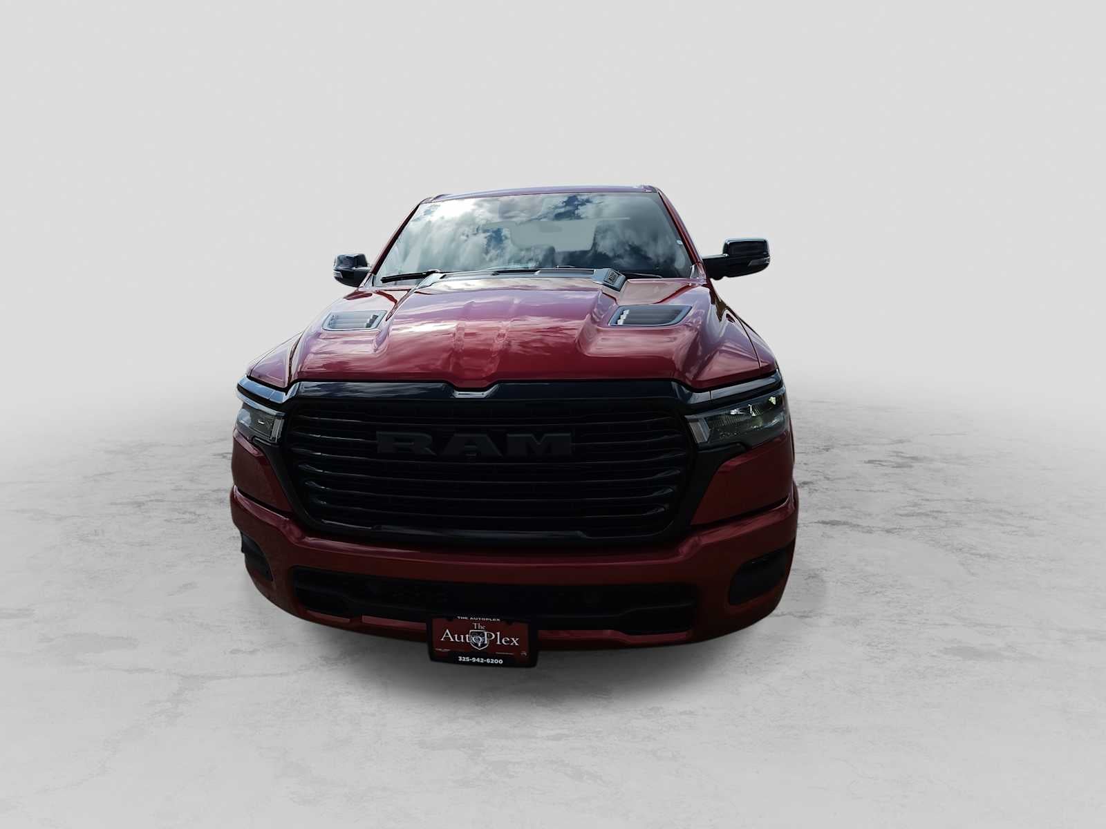 2026 RAM 1500 RAM 1500 LARAMIE CREW CAB 4X4 5'7' BOX