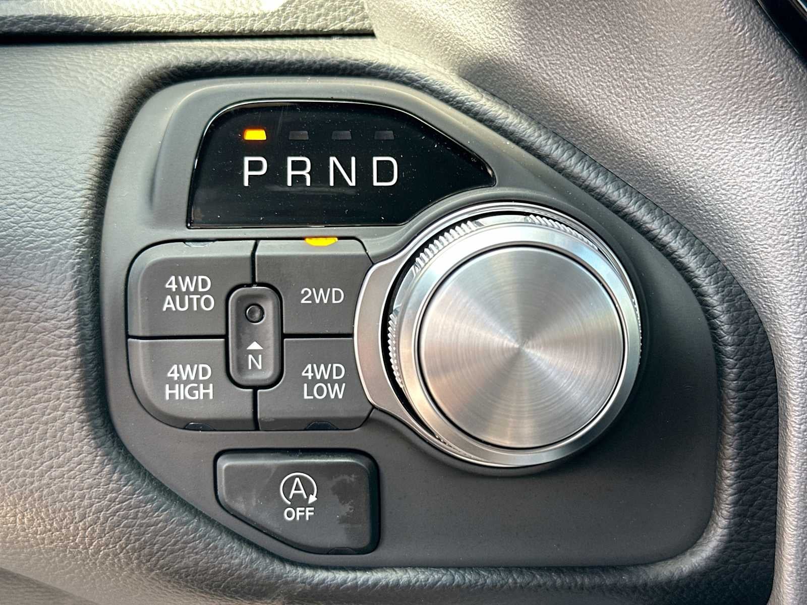 2027 RAM 1500 RAM 1500 LARAMIE CREW CAB 4X4 5'7' BOX