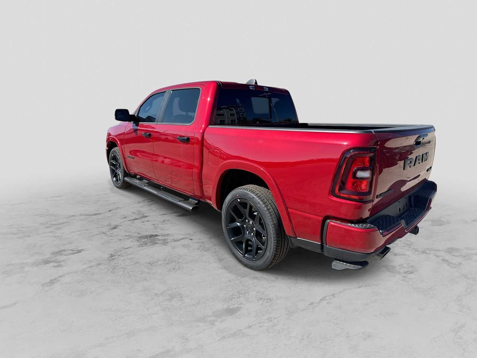2026 RAM 1500 RAM 1500 LARAMIE CREW CAB 4X4 5'7' BOX