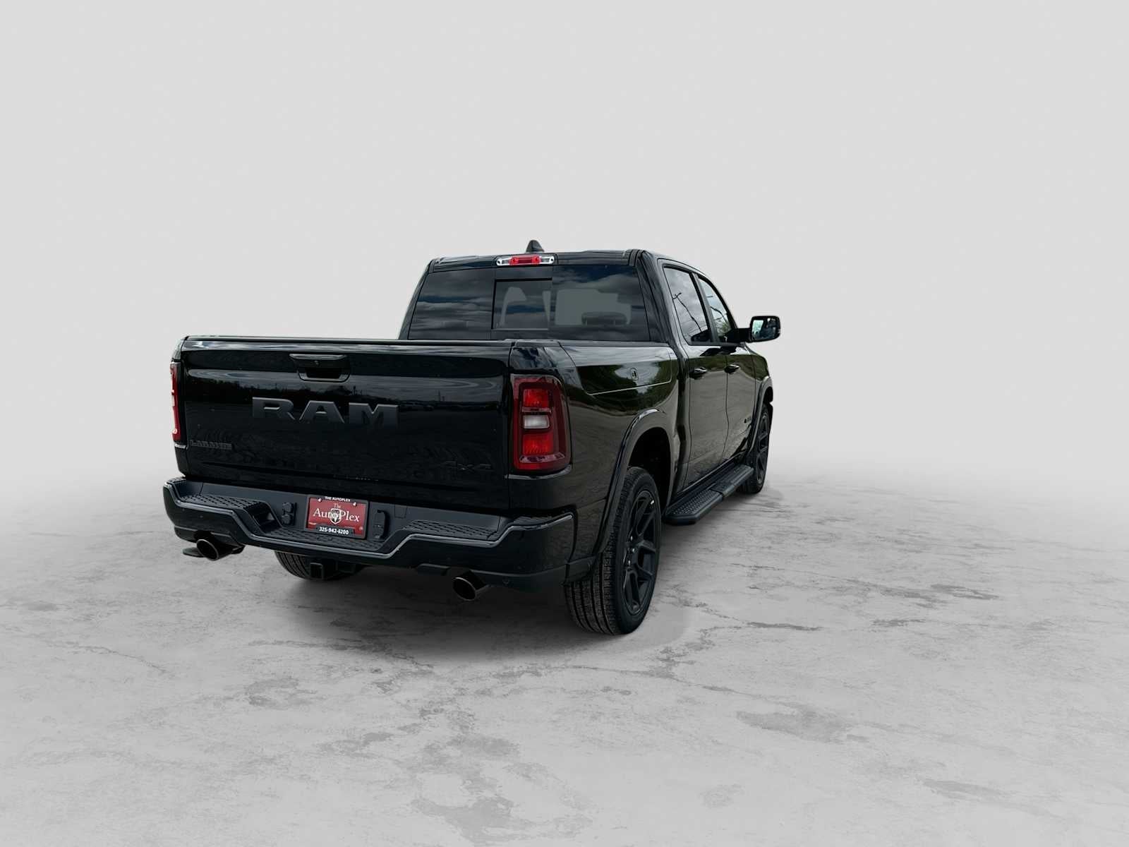 2027 RAM 1500 RAM 1500 LARAMIE CREW CAB 4X4 5'7' BOX