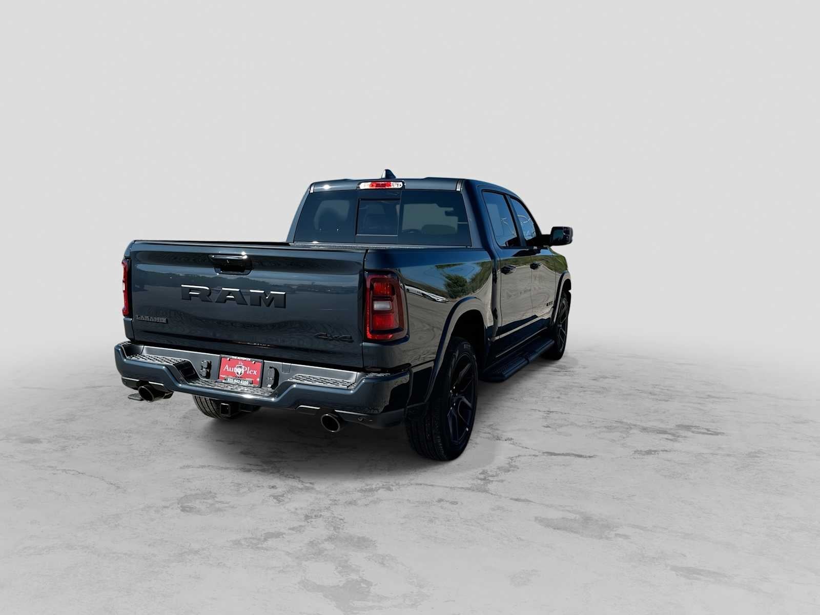 2027 RAM 1500 RAM 1500 LARAMIE CREW CAB 4X4 5'7' BOX