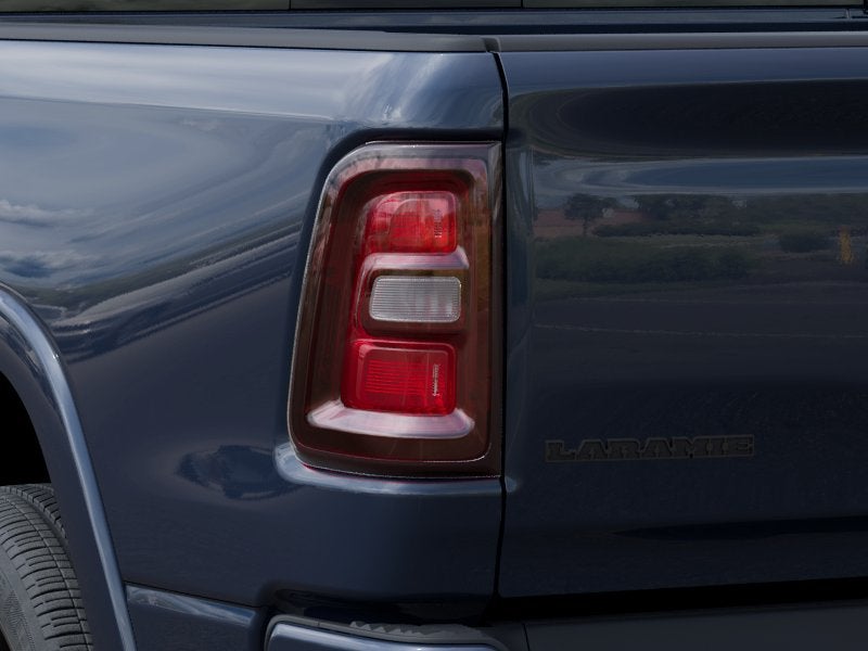 2027 RAM 1500 RAM 1500 LARAMIE CREW CAB 4X4 5'7' BOX