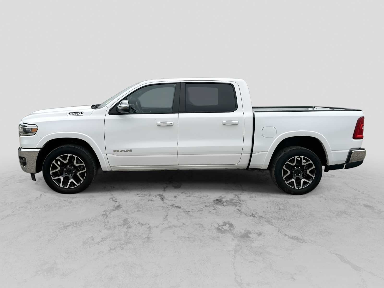 2025 RAM 1500 Laramie Crew Cab 4x4 5'7' Box