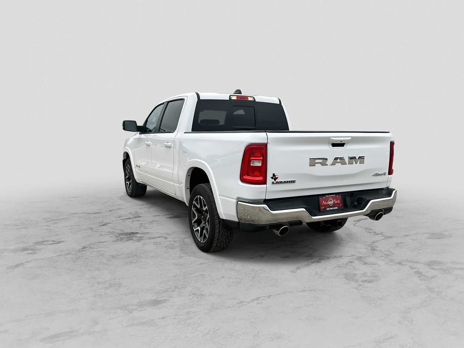 2025 RAM 1500 Laramie Crew Cab 4x4 5'7' Box