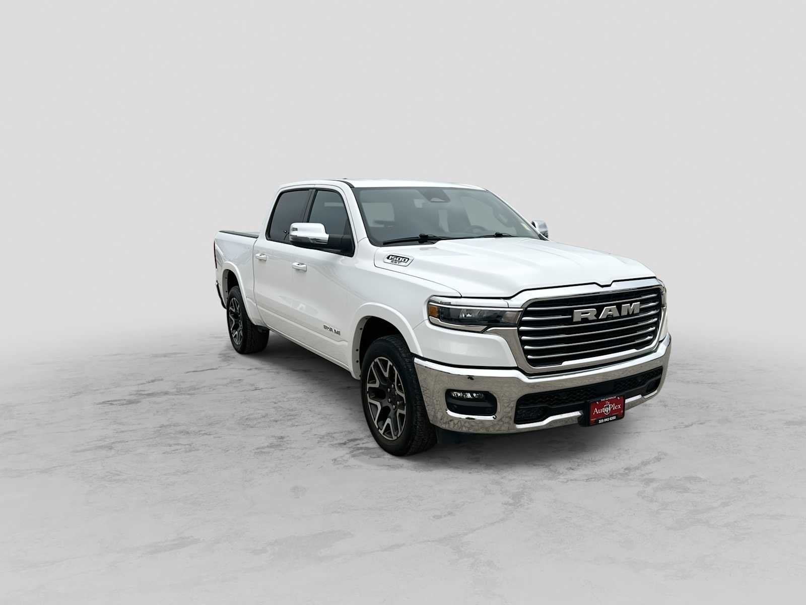 2025 RAM 1500 Laramie Crew Cab 4x4 5'7' Box