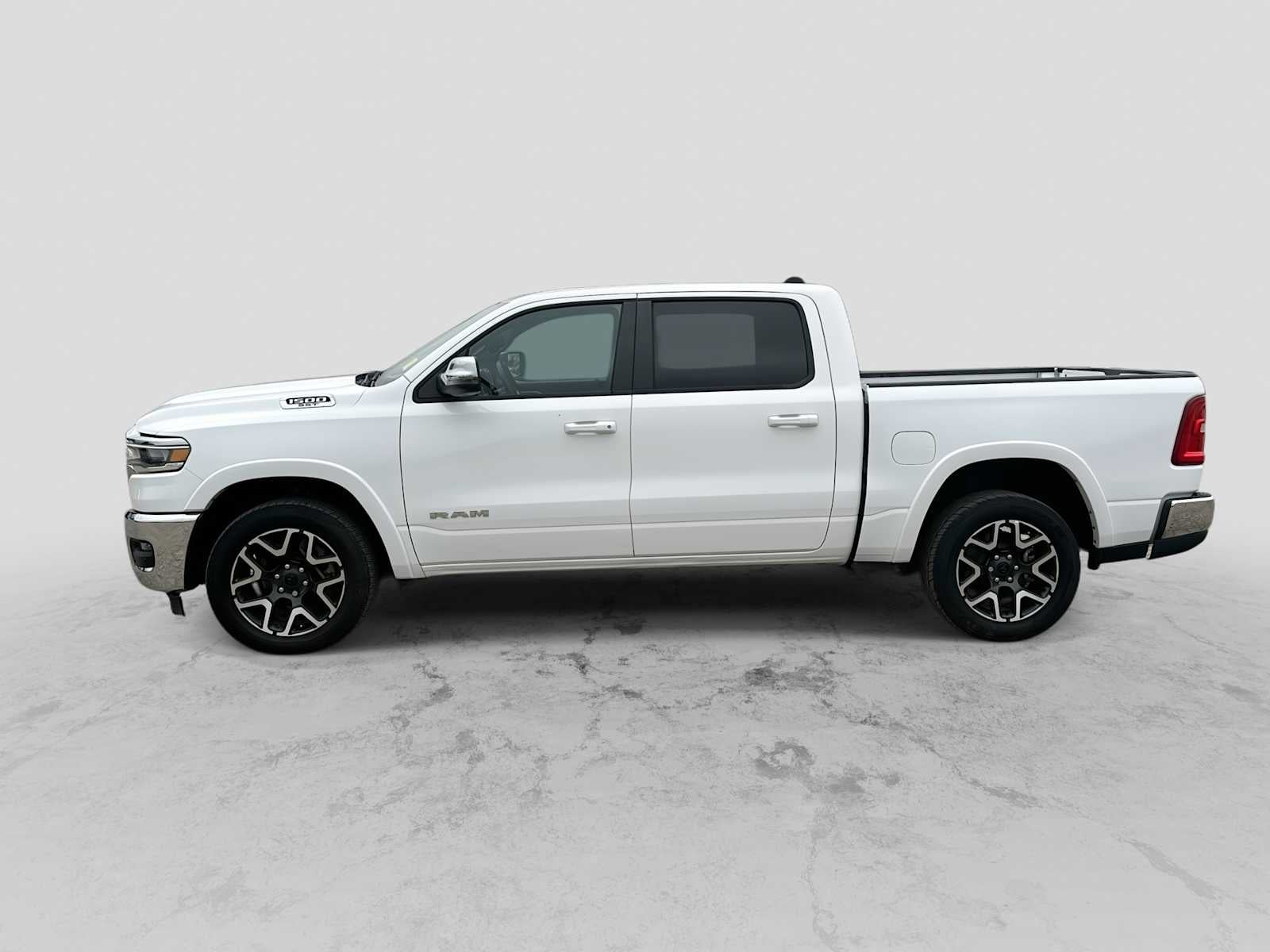 2025 RAM 1500 Laramie Crew Cab 4x4 5'7' Box