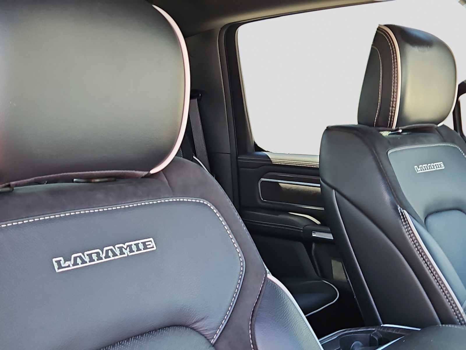 2025 RAM 1500 Laramie Crew Cab 4x4 5'7' Box
