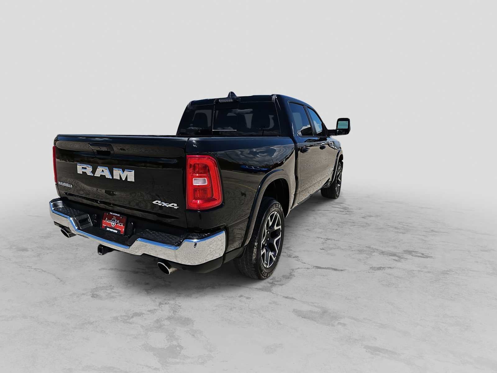 2025 RAM 1500 Laramie Crew Cab 4x4 5'7' Box