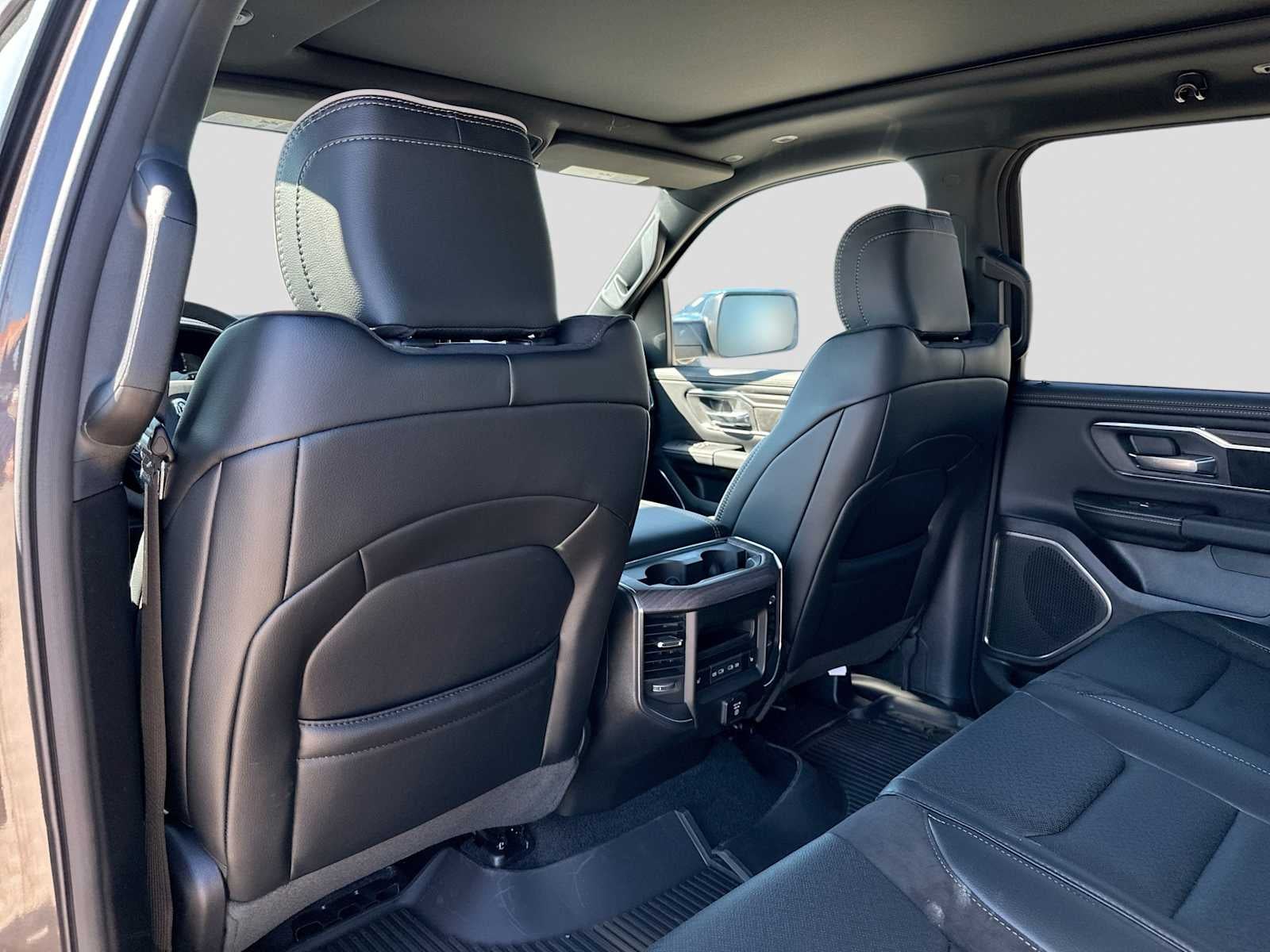 2027 RAM 1500 RAM 1500 LARAMIE CREW CAB 4X4 5'7' BOX