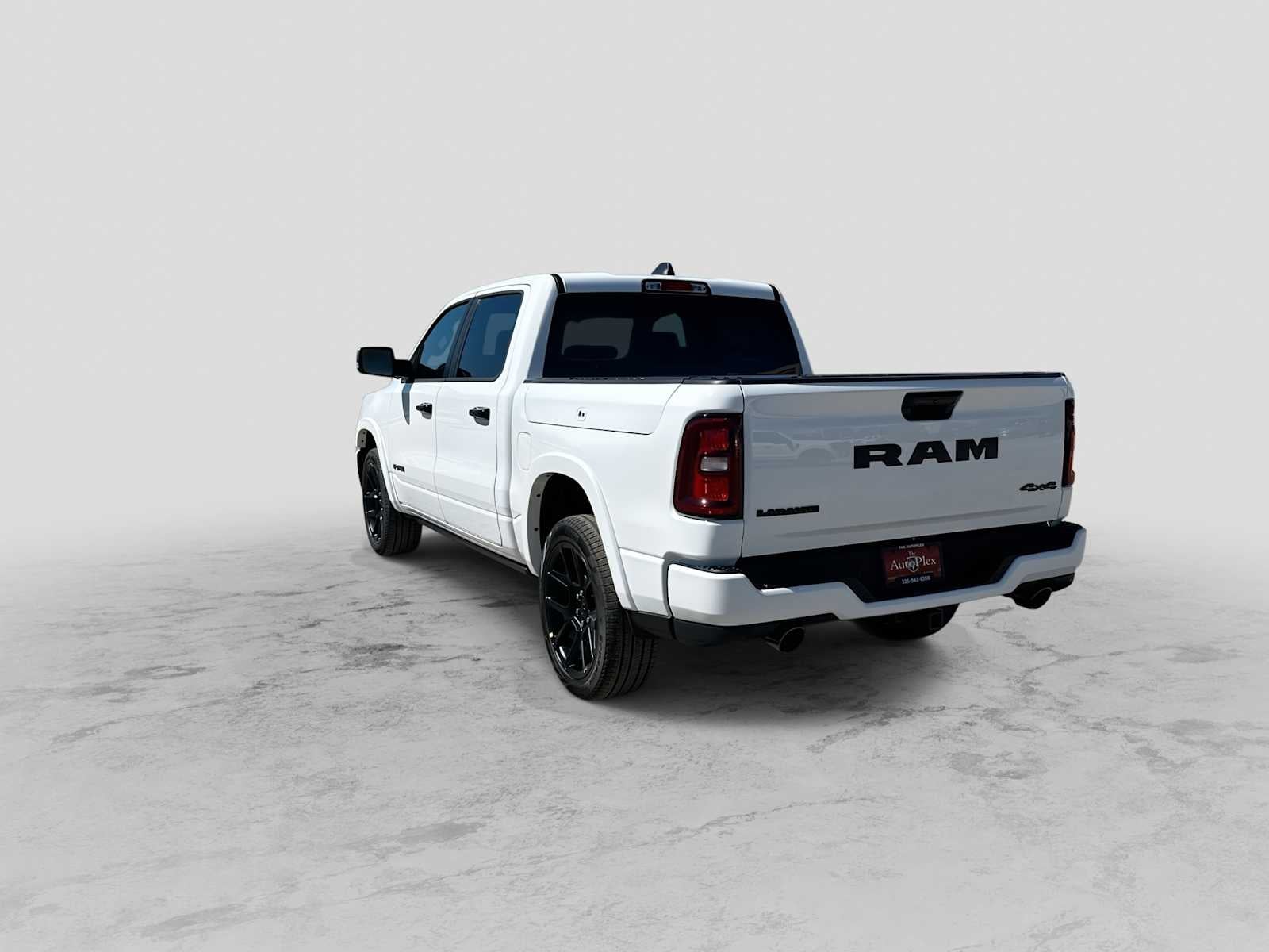 2027 RAM 1500 RAM 1500 LARAMIE CREW CAB 4X4 5'7' BOX