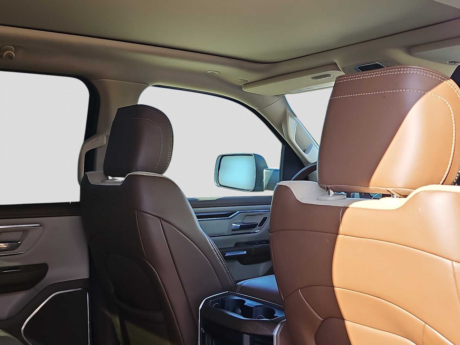 2021 RAM 1500 Laramie Crew Cab 4x4 5'7' Box