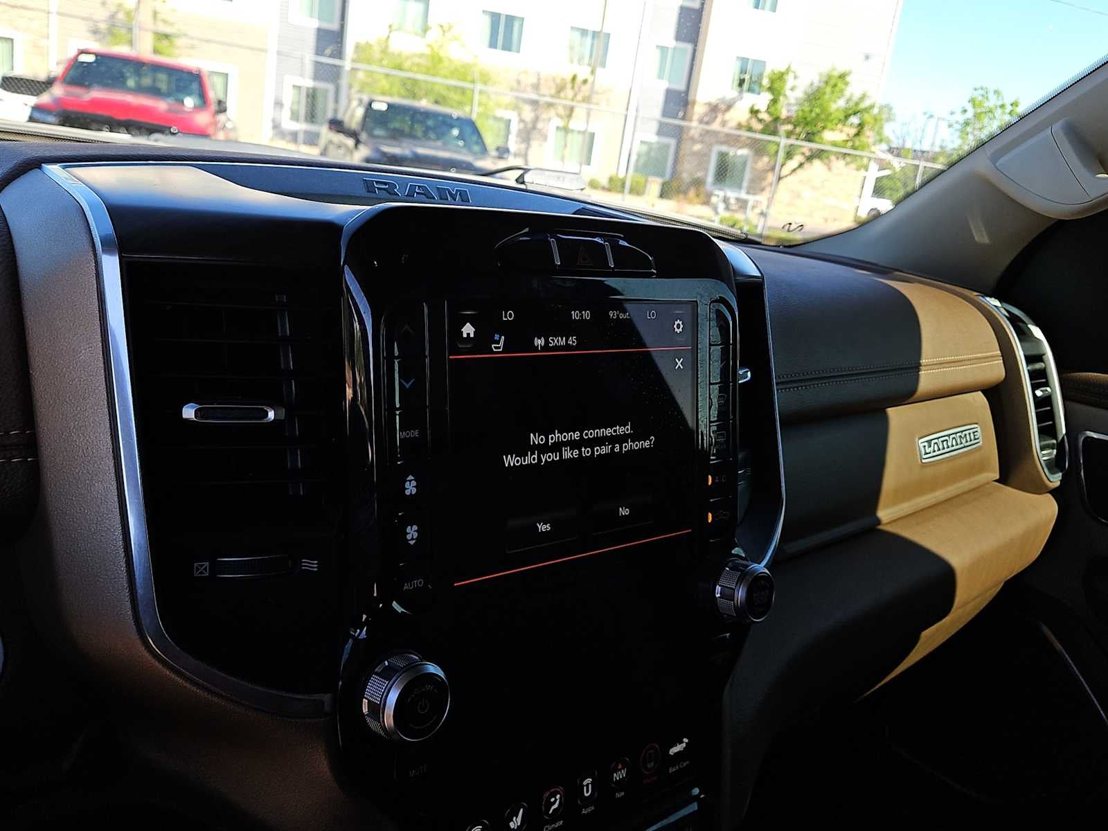 2021 RAM 1500 Laramie Crew Cab 4x4 5'7' Box