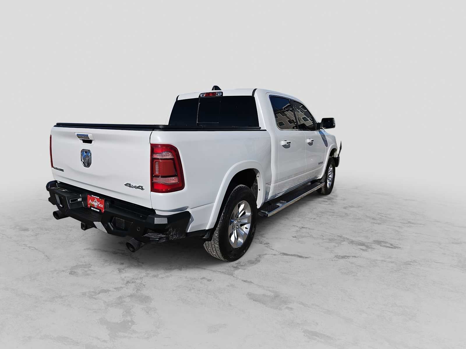 2021 RAM 1500 Laramie Crew Cab 4x4 5'7' Box