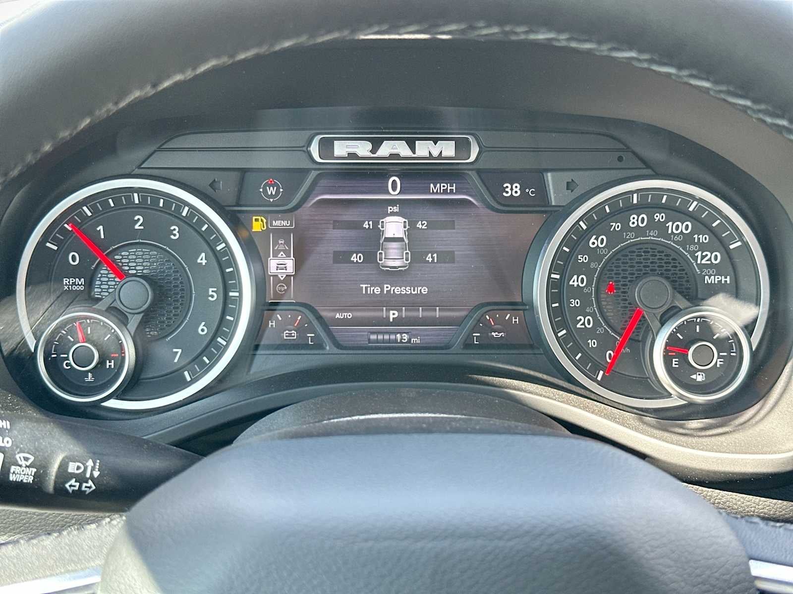 2026 RAM 1500 RAM 1500 LARAMIE CREW CAB 4X4 5'7' BOX