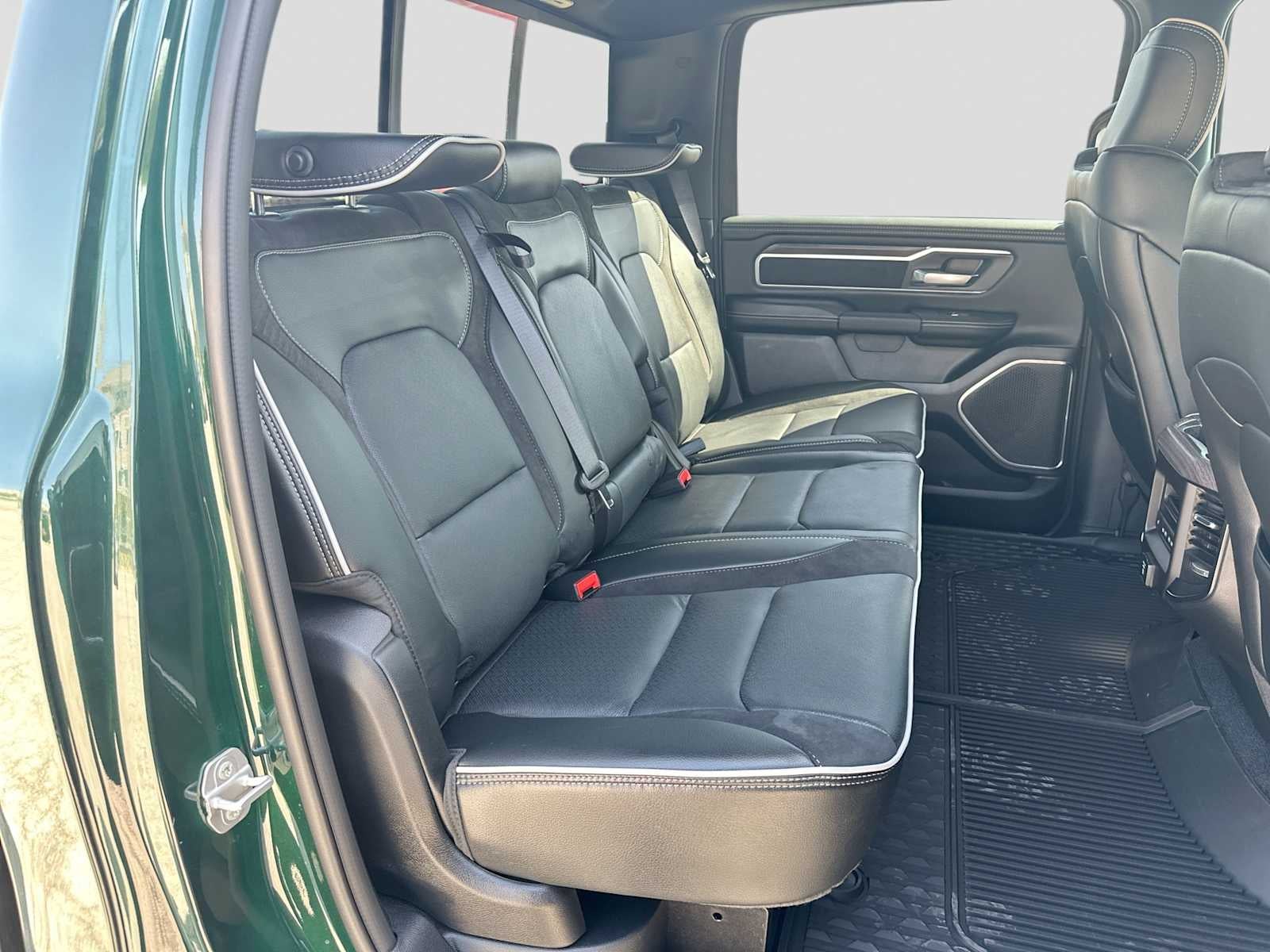 2026 RAM 1500 RAM 1500 LARAMIE CREW CAB 4X4 5'7' BOX