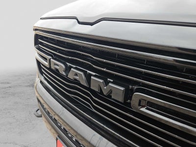 2020 RAM 1500 Laramie Crew Cab 4x4 5'7' Box