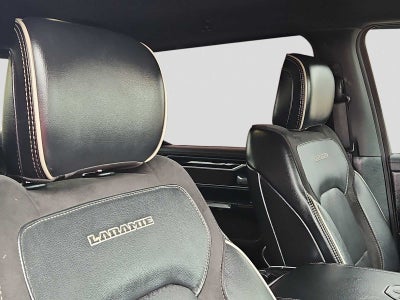 2020 RAM 1500 Laramie Crew Cab 4x4 5'7' Box
