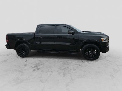 2020 RAM 1500 Laramie Crew Cab 4x4 5'7' Box