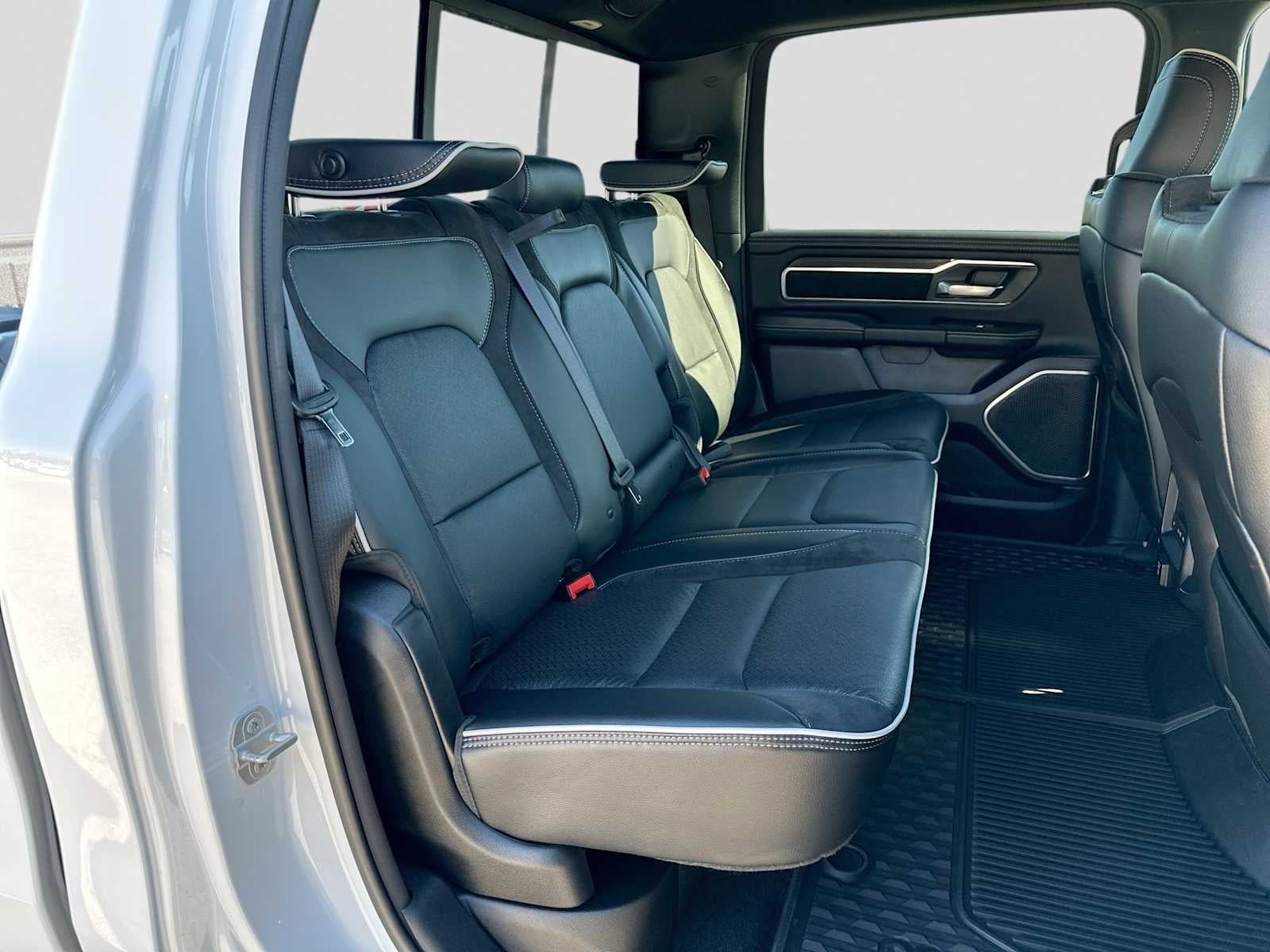 2027 RAM 1500 RAM 1500 LARAMIE CREW CAB 4X4 5'7' BOX