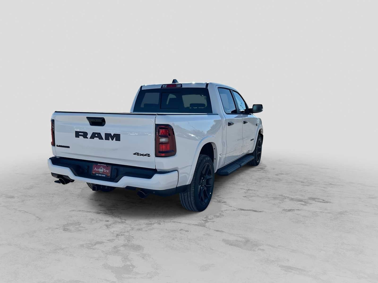 2027 RAM 1500 RAM 1500 LARAMIE CREW CAB 4X4 5'7' BOX