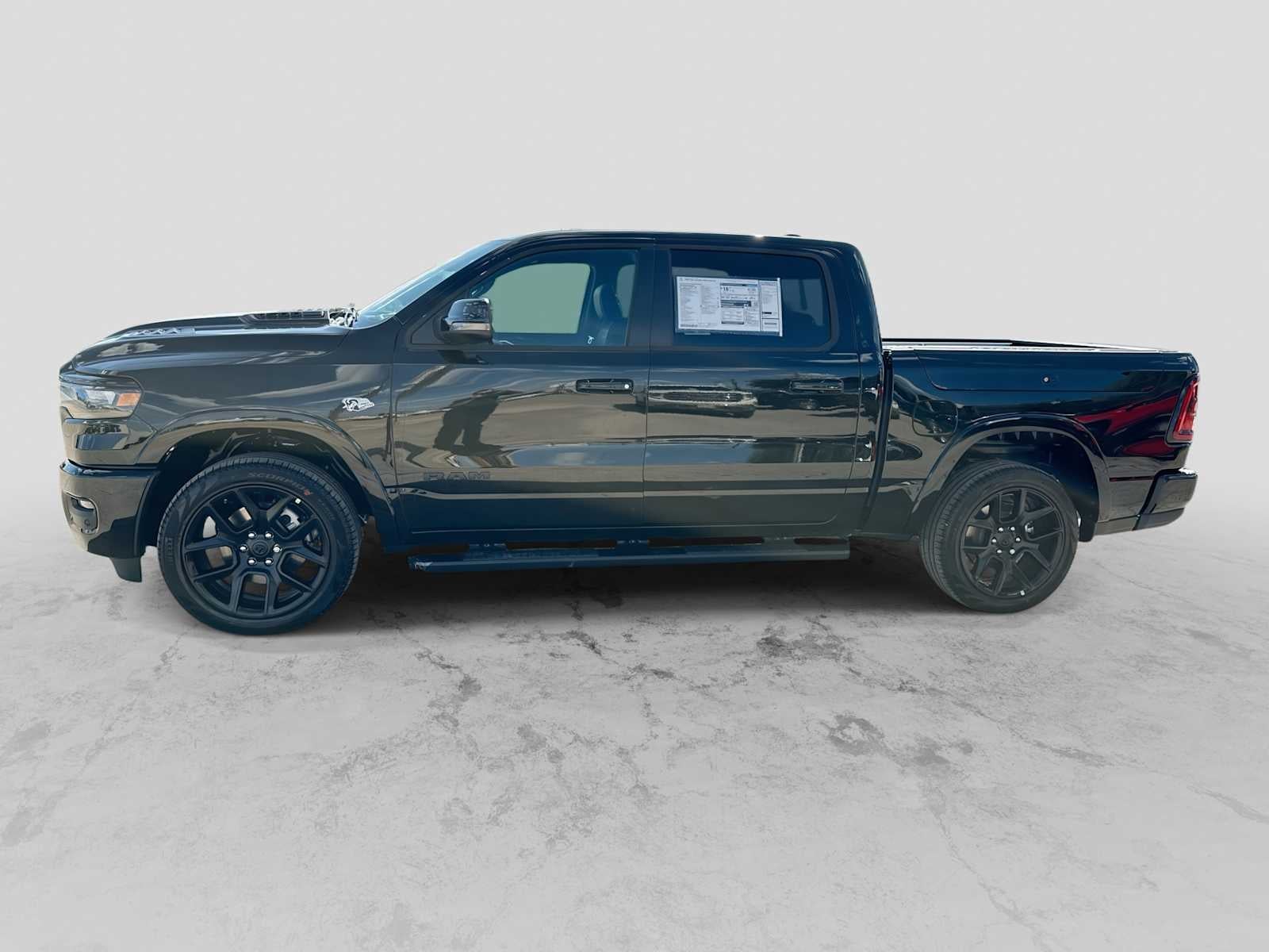 2026 RAM 1500 RAM 1500 LARAMIE CREW CAB 4X4 5'7' BOX