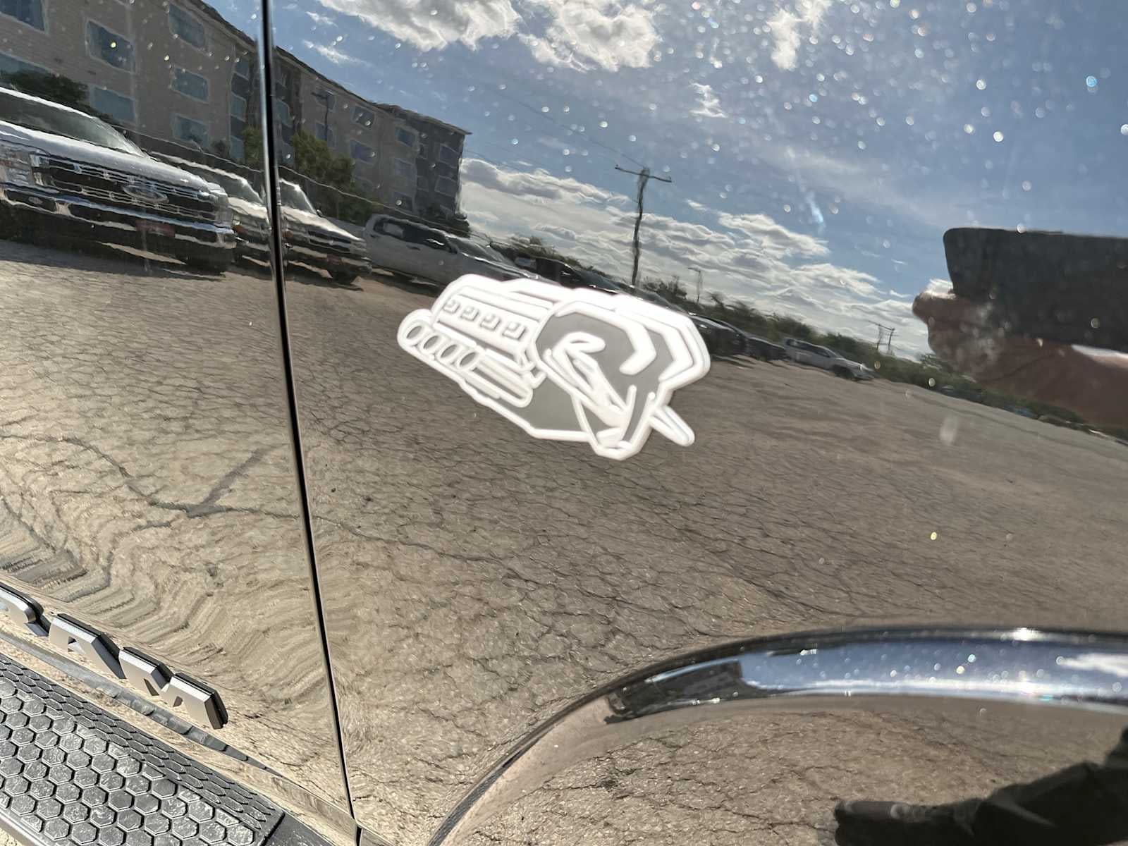 2026 RAM 1500 RAM 1500 LARAMIE CREW CAB 4X4 5'7' BOX