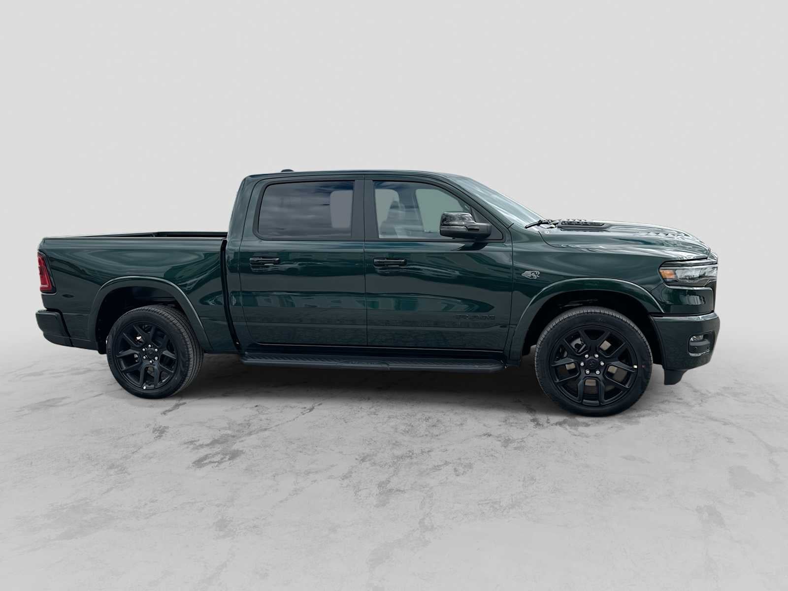 2027 RAM 1500 RAM 1500 LARAMIE CREW CAB 4X4 5'7' BOX