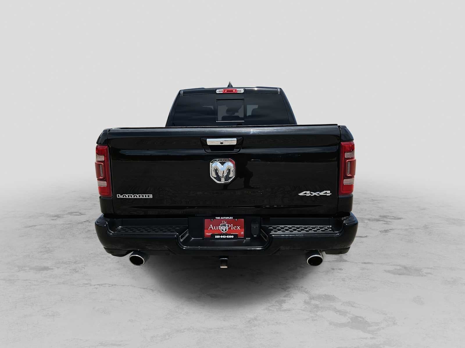 2021 RAM 1500 Laramie Crew Cab 4x4 5'7' Box