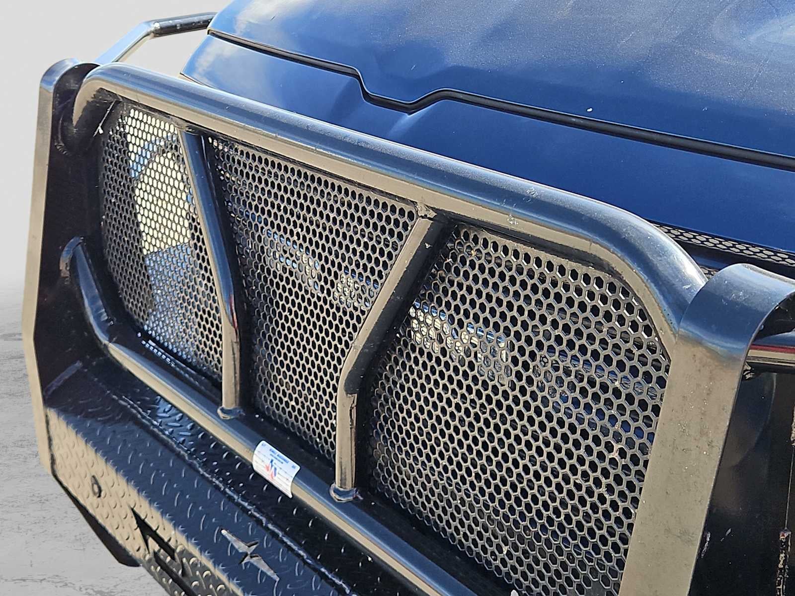 2022 RAM 1500 Laramie Crew Cab 4x4 5'7' Box