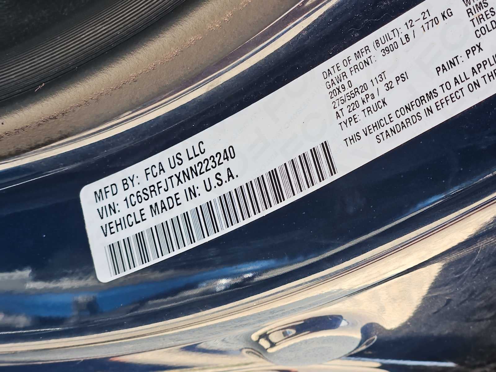 2022 RAM 1500 Laramie Crew Cab 4x4 5'7' Box