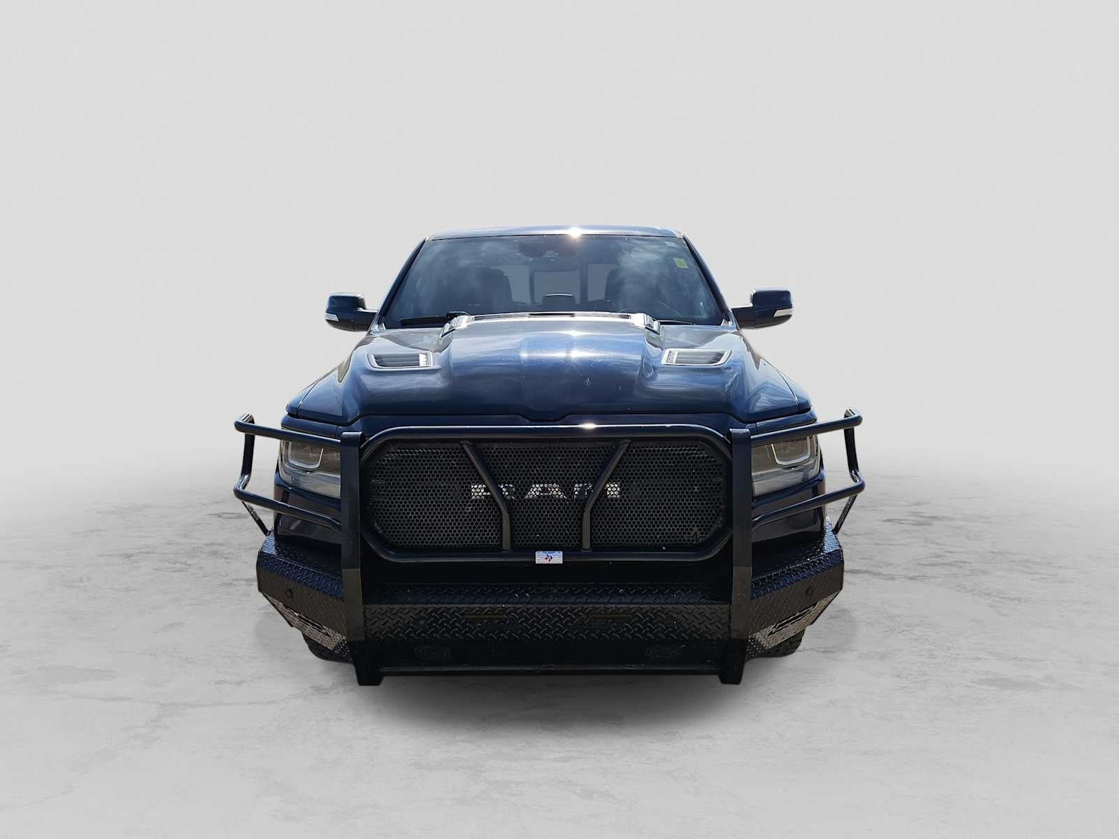 2022 RAM 1500 Laramie Crew Cab 4x4 5'7' Box