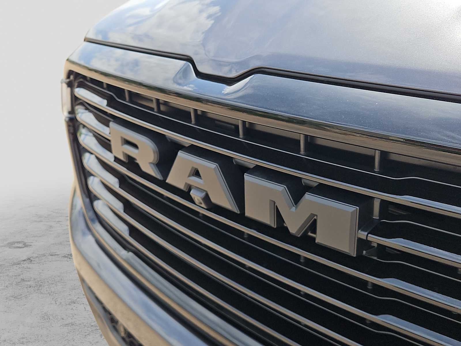2026 RAM 1500 RAM 1500 LARAMIE CREW CAB 4X4 5'7' BOX