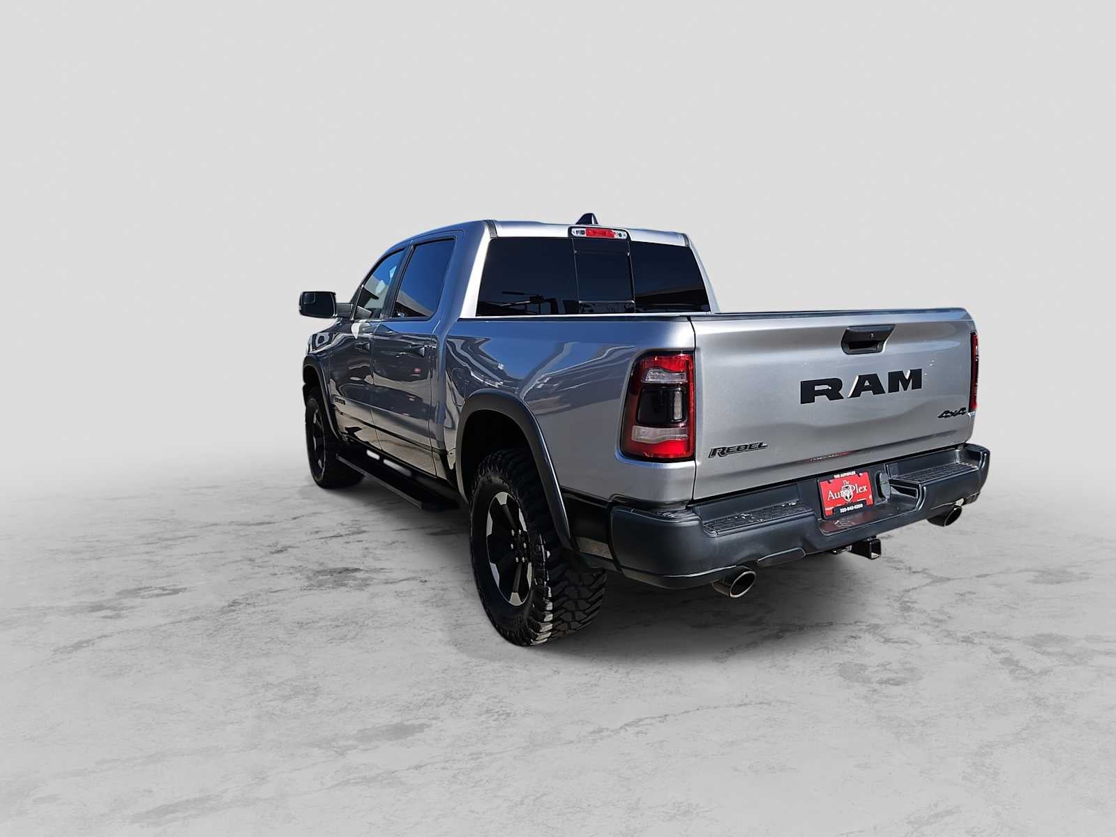2022 RAM 1500 Rebel Crew Cab 4x4 5'7' Box
