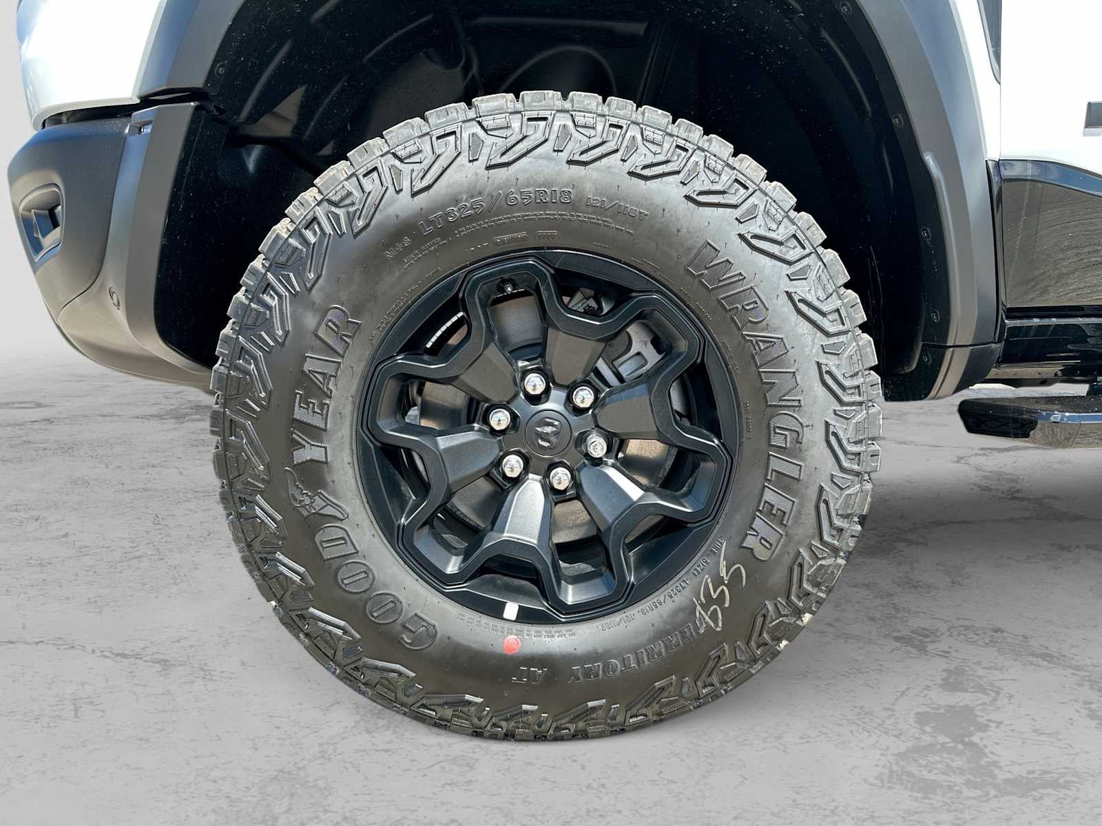 2027 RAM 1500 RAM 1500 RHO CREW CAB 4X4 5'7' BOX