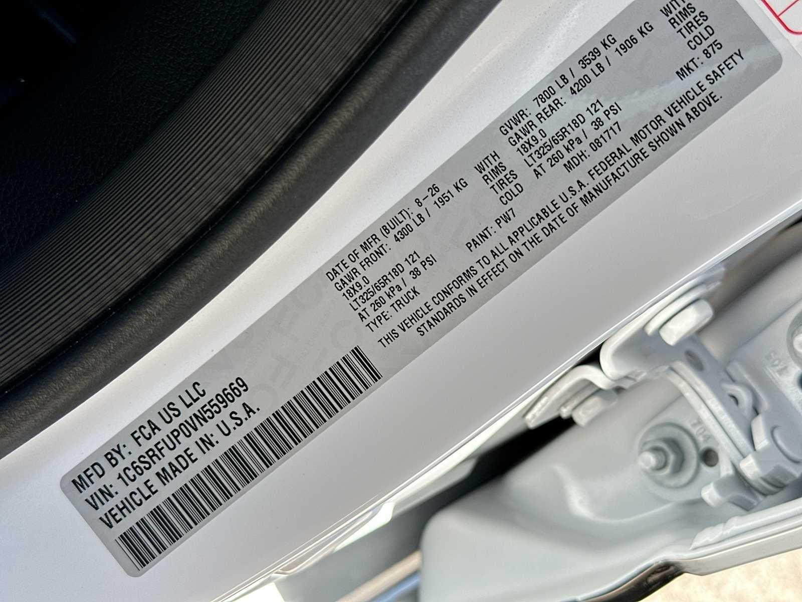 2027 RAM 1500 RAM 1500 RHO CREW CAB 4X4 5'7' BOX