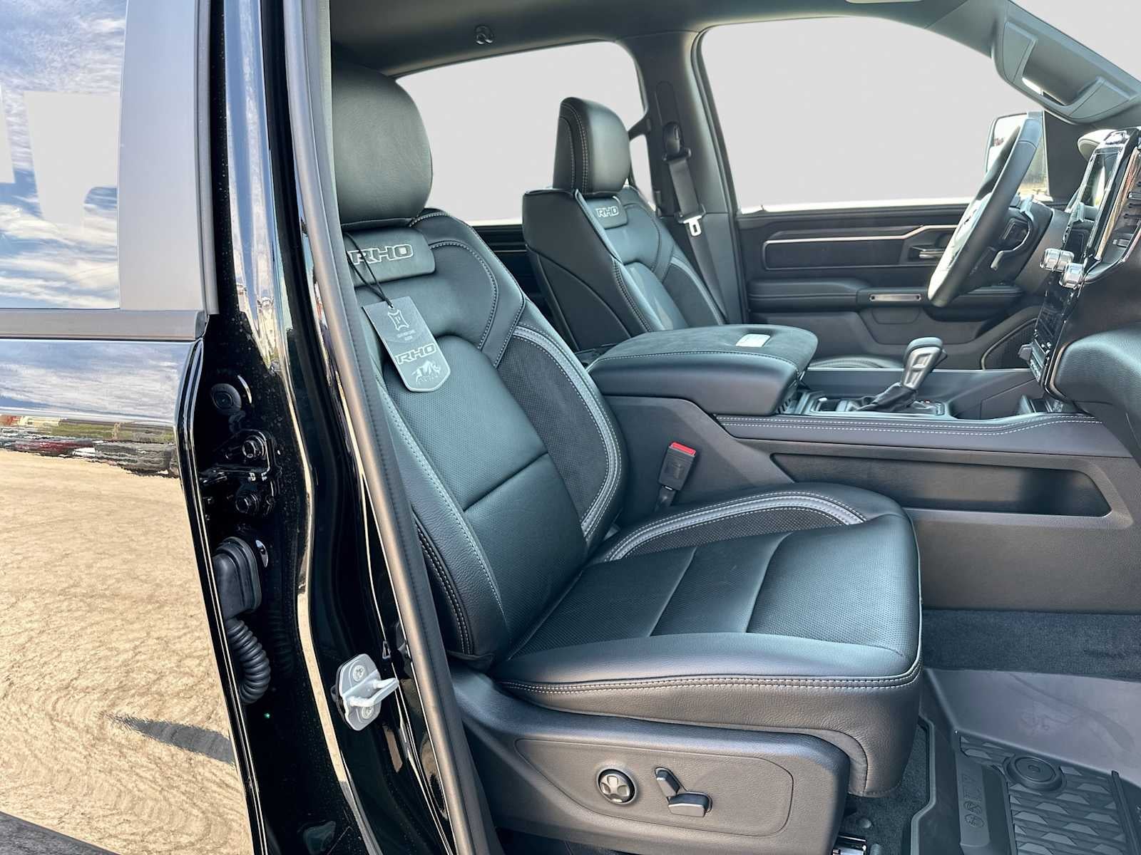 2027 RAM 1500 RAM 1500 RHO CREW CAB 4X4 5'7' BOX