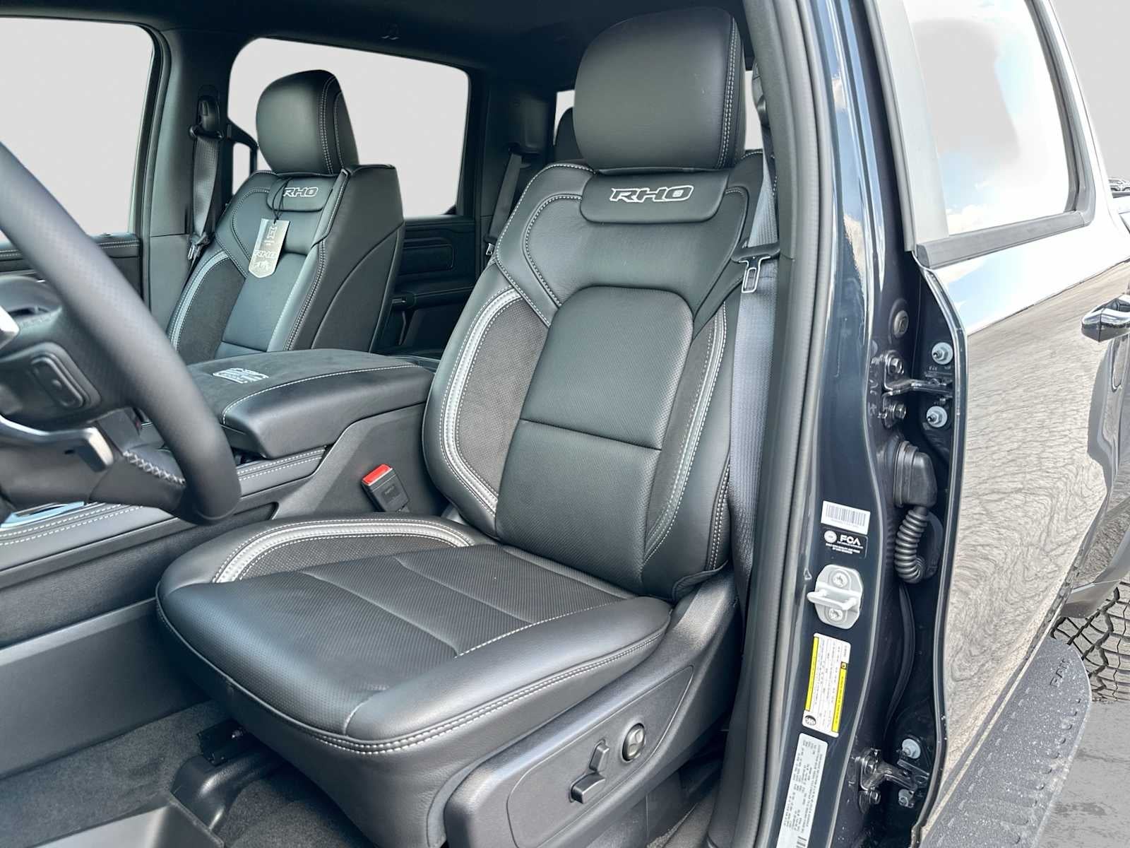 2027 RAM 1500 RAM 1500 TRX SRT CREW CAB 4X4 5'7' BOX