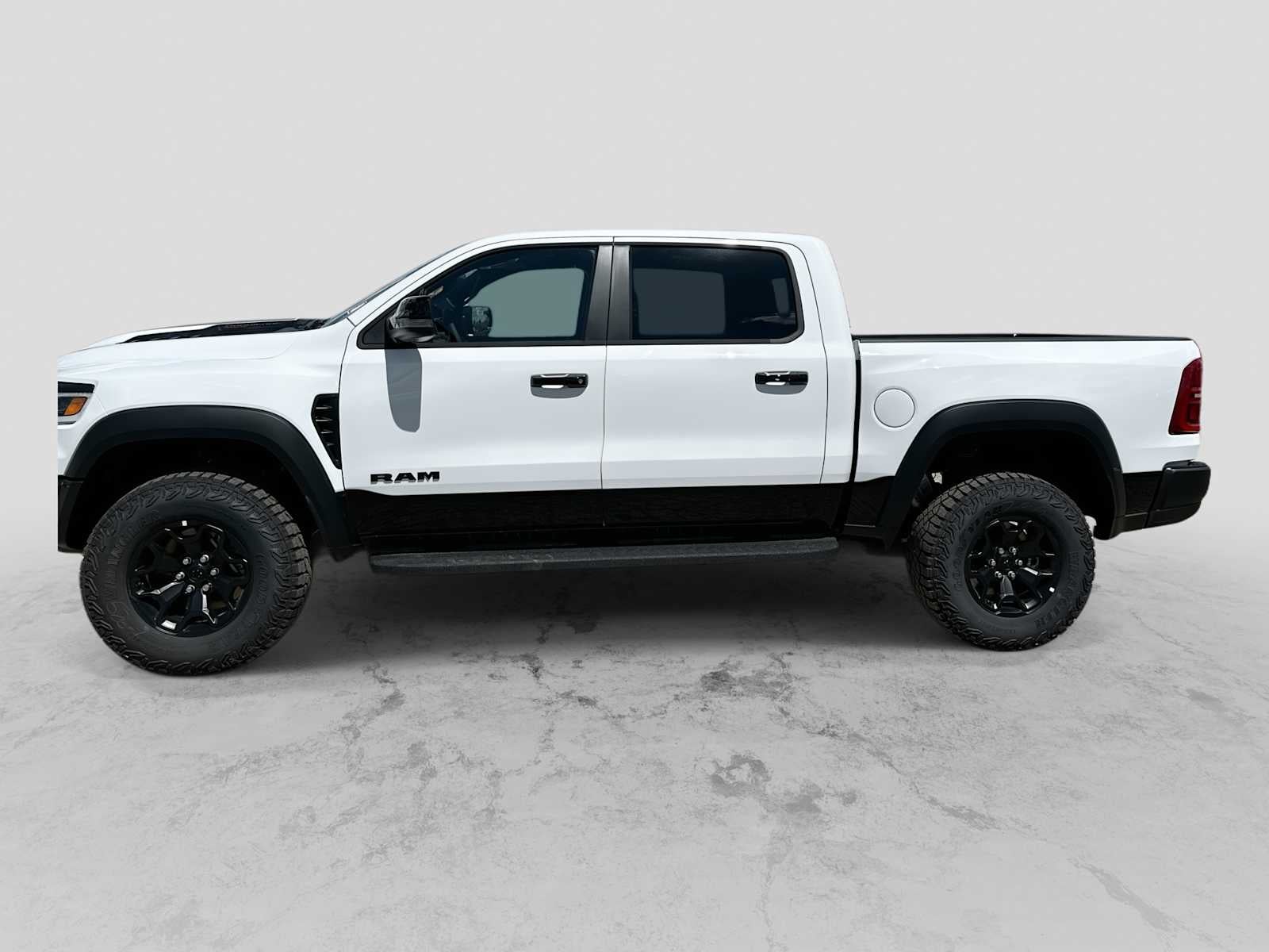 2026 RAM 1500 RAM 1500 RHO CREW CAB 4X4 5'7' BOX