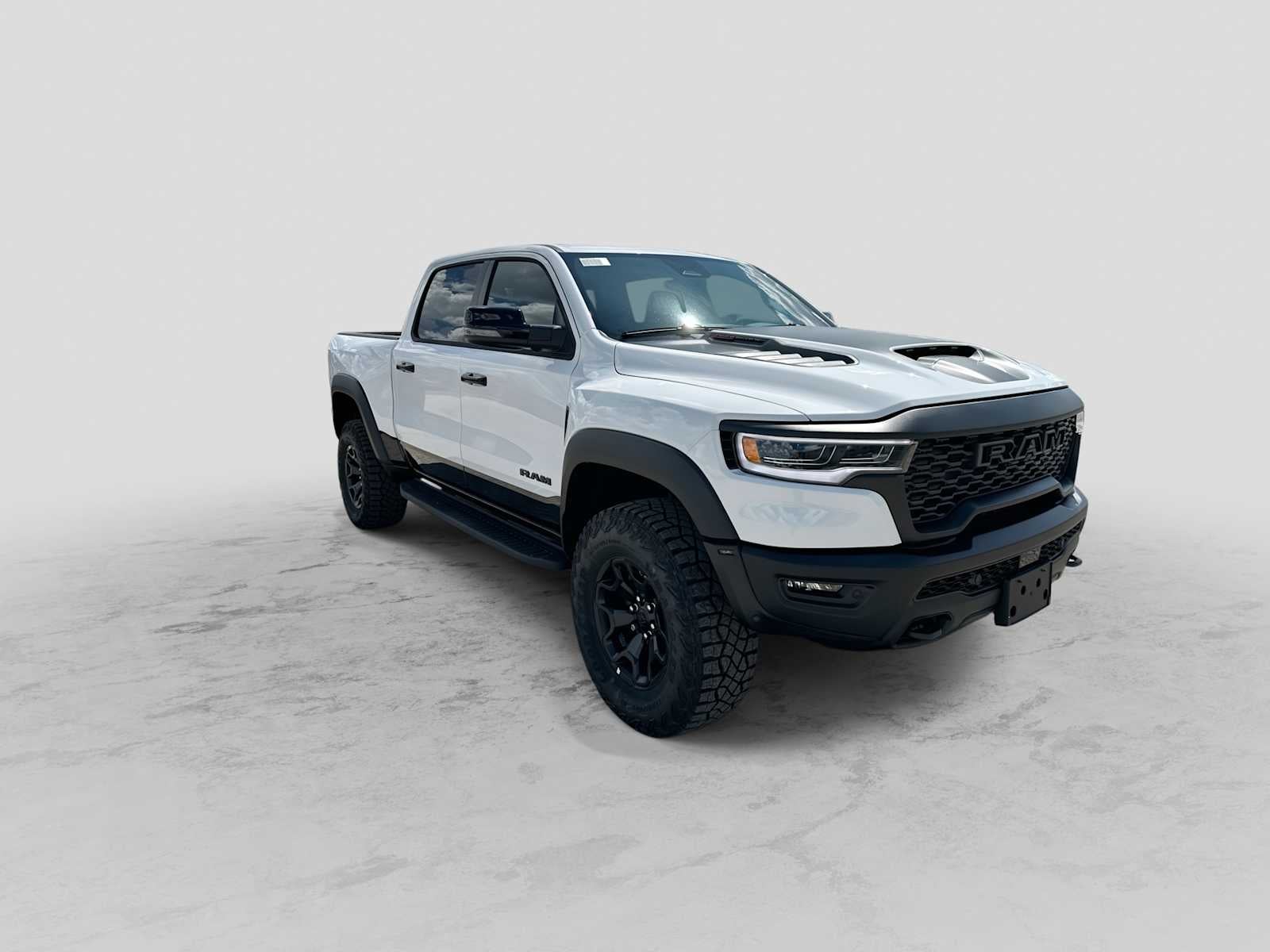 2026 RAM 1500 RAM 1500 RHO CREW CAB 4X4 5'7' BOX