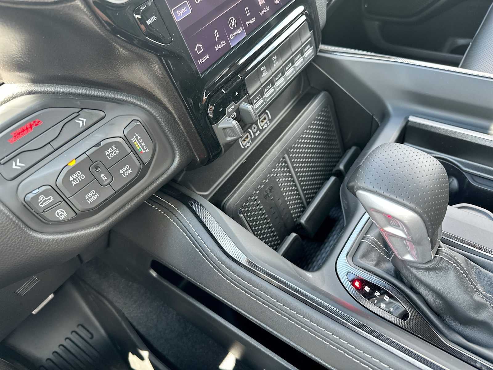 2026 RAM 1500 RAM 1500 RHO CREW CAB 4X4 5'7' BOX