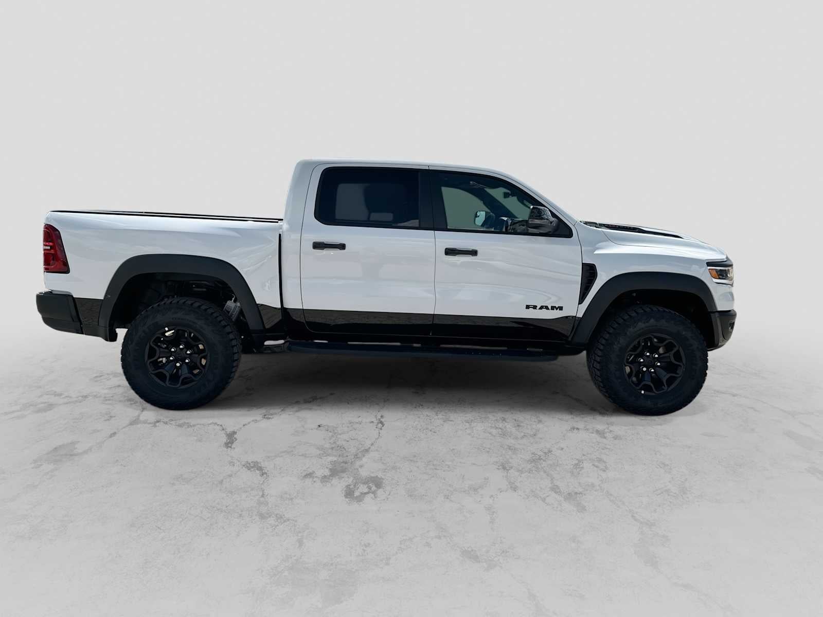 2026 RAM 1500 RAM 1500 RHO CREW CAB 4X4 5'7' BOX