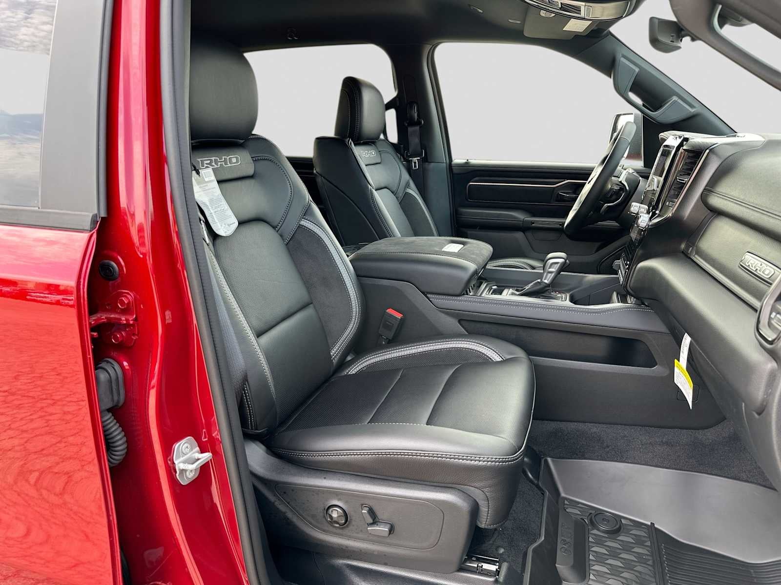 2027 RAM 1500 RAM 1500 RHO CREW CAB 4X4 5'7' BOX