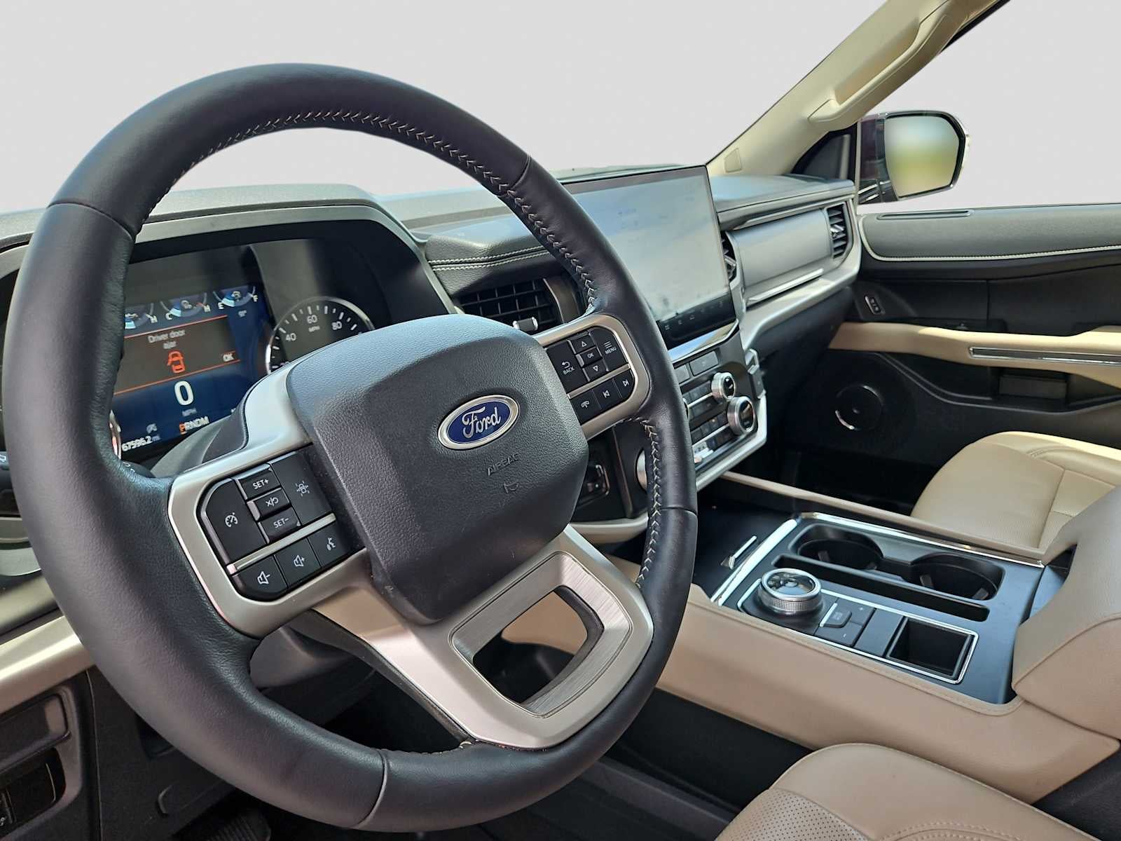 2023 Ford Expedition XLT