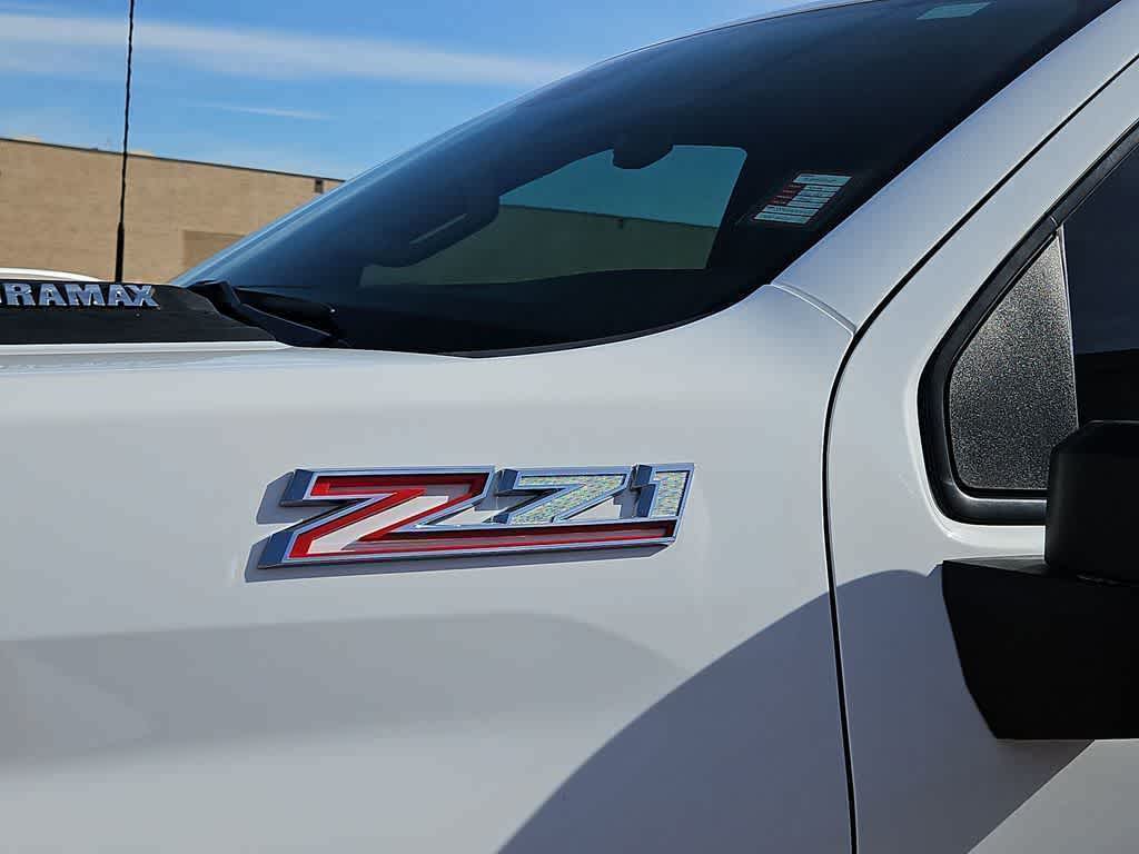 2025 Chevrolet Silverado 2500HD 4WD Crew Cab Standard Bed LT