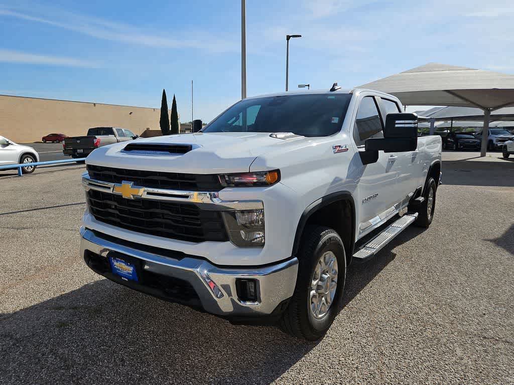 2025 Chevrolet Silverado 2500HD 4WD Crew Cab Standard Bed LT