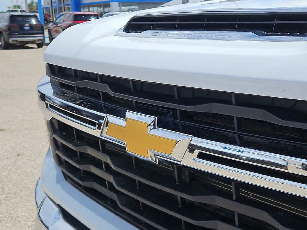 2025 Chevrolet Silverado 2500HD 4WD Crew Cab Standard Bed LT