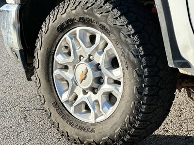2023 Chevrolet Silverado 2500HD 4WD Crew Cab Standard Bed LT