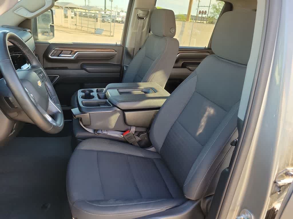 2025 Chevrolet Silverado 2500HD 4WD Crew Cab Standard Bed LT