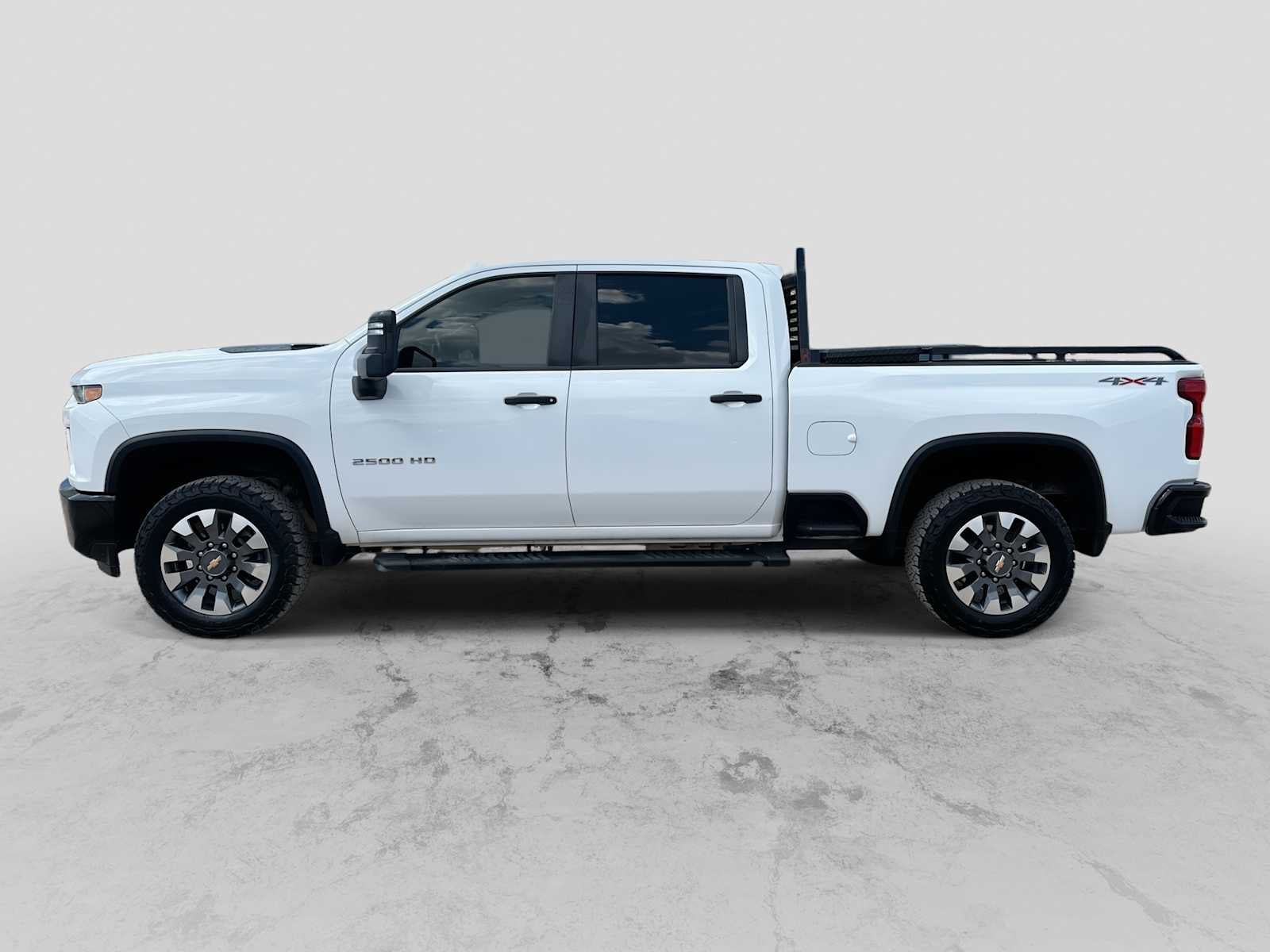 2021 Chevrolet Silverado 2500HD 4WD Crew Cab Standard Bed Custom
