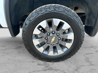 2021 Chevrolet Silverado 2500HD 4WD Crew Cab Standard Bed Custom